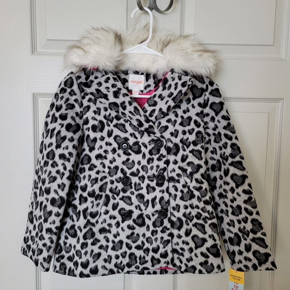 NWT kid's winter coat leopard print M (7-8)